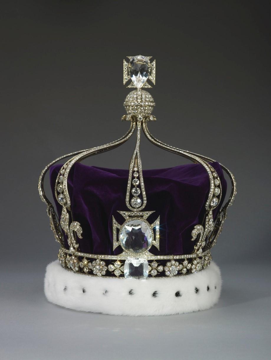 A picture containing accessory, crown jewels, indoor, enamelDescription automatically generated