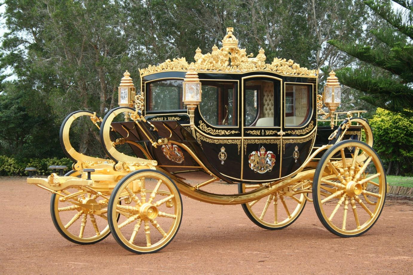 The Diamond Jubilee coach By Grahamedown [Public domain], from Wikimedia Commons